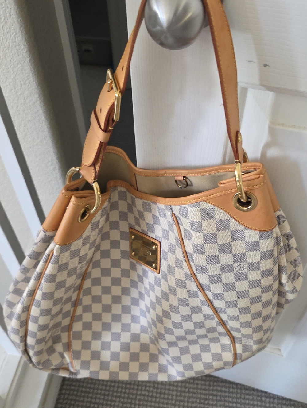 BIGGEST SIZE Galliera GM Louis Vuitton Discontinued. 100% Authentic.